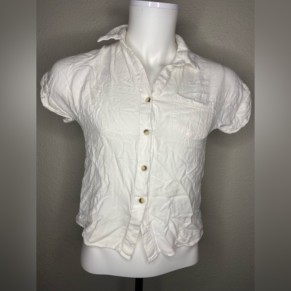 High to low button up